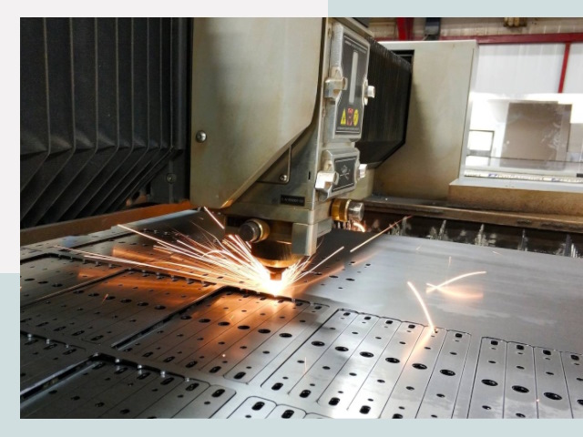 Лазерная резка металла в Архангельске от 617 руб.